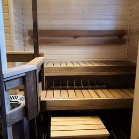 Remontoitu sauna ja lauteet